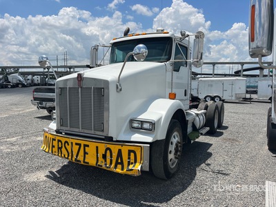 2011 Kenworth T800 6x4 T/A Day Cab Truck Tractor