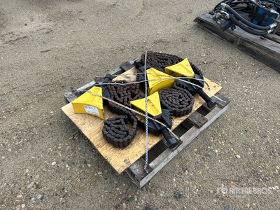Quantity of (4) Allan Edward Pipe Alignment Clamps
