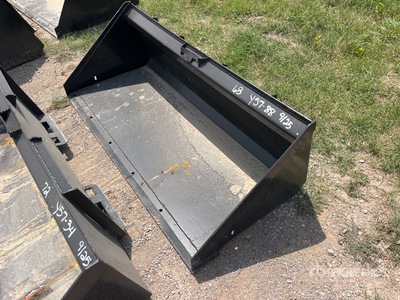 Mid-State 68 in Low Profile スキッドステア用バケット (Unused)