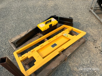 2025 STARVOX SV-CPF36 36 in Skid Steer Forks
