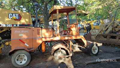 1993 Broce RJ300 Barredora / Selbstfahrendes Kehrbesen