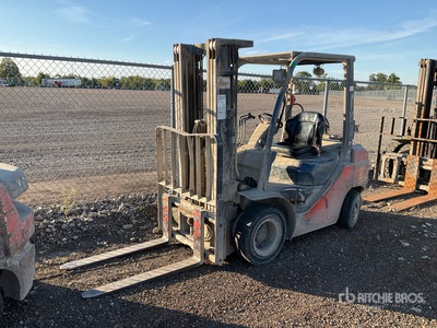 2018 Toyota 8FGU25 4500 lb Pneumatic Tire フォークリフト