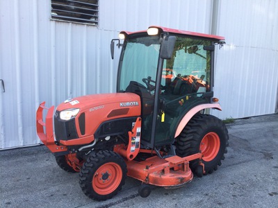 Kubota B2650 HSDC 4WD Ciągnik użytkowy