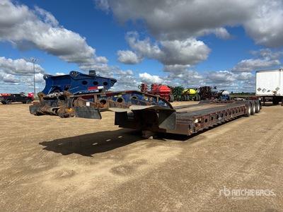 2013 Peerless LB60-32BTMON3A Tri/A Double Drop Removable Gooseneck Lowboy Trailer