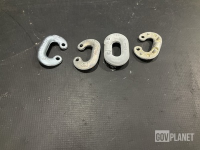 (360) Assorted Boxes of Connecting Links
