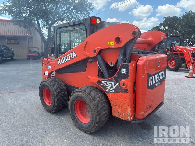 MINI CARGADOR SOBRE RUEDAS 2019 KUBOTA SSV75PHC