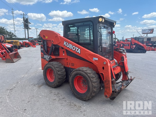 MINI CARGADOR SOBRE RUEDAS 2019 KUBOTA SSV75PHC