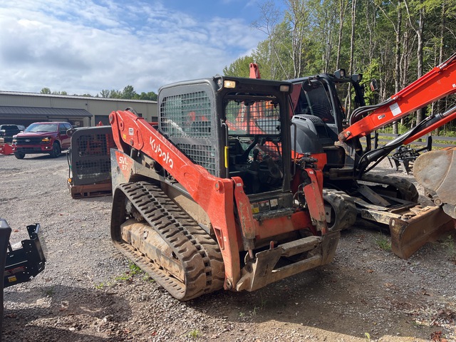 MINI CARGADOR SOBRE ORUGAS 2023 KUBOTA SVL972HFC