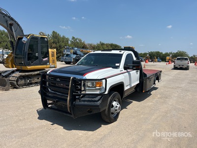 2018 GMC Sierra 3500HD 4x4 Flatbed Truck (Inoperable)