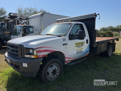 2004 Ford F-450 XL 4x2 Flatbed Truck (Inoperable)