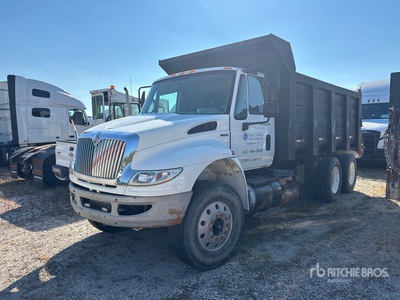 2010 International 4400 6x4 T/A Dump Truck (Inoperable)