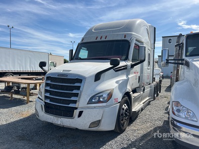 2020 Freightliner Cascadia 126 6x4 Sleeper Truck Tractor