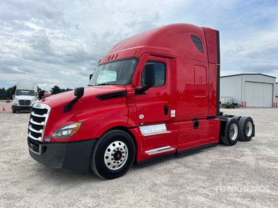 2020 Freightliner Cascadia 126 6x4 T/A Sleeper Truck Tractor