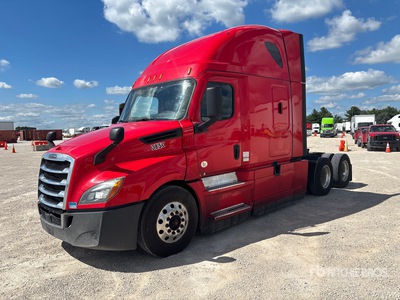 2020 Freightliner Cascadia 126 6x4 3- Achs Sattelzugmaschine mit Schlafkabine