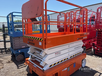 2017 Snorkel S4732E Scissor Lift