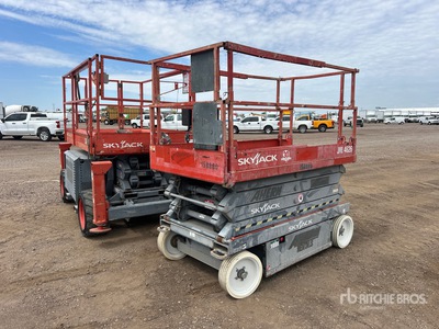 2015 Skyjack SJIII4626 Electric Scissor Lift