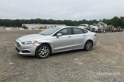 2015 Ford Fusion SE SE Auto