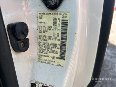 2014 Nissan Frontier SV 4x4 Crew Cab ピックアップ