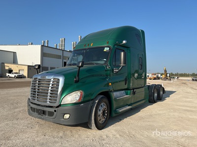2014 Freightliner Cascadia 125 6x4 T/A Sleeper Truck Tractor