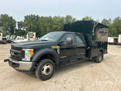 2017 Ford F-450 XL 4x4 Utility Truck