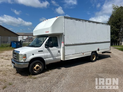 2008 Ford E-350 Cutaway Cargo Van