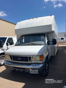 2007 Ford E-350 4x2 Cargo Van (Inoperable)