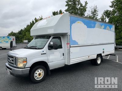 2008 Ford E-350 Van Truck