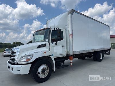 2012 Hino 268 4x2 Van Truck