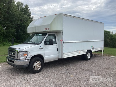 2008 Ford E-350 Cutaway Cargo Van
