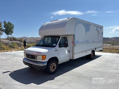 2007 Ford E-350 Cutaway バン