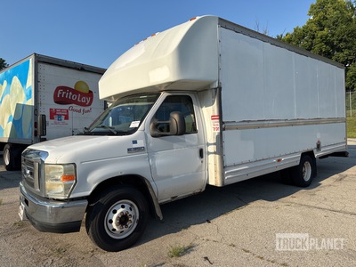 2008 Ford E-350 4x2 Van Truck