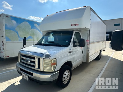 2008 Ford E-350 Cutaway Cargo Van
