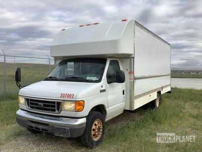 2007 Ford E-350 Cutaway バン