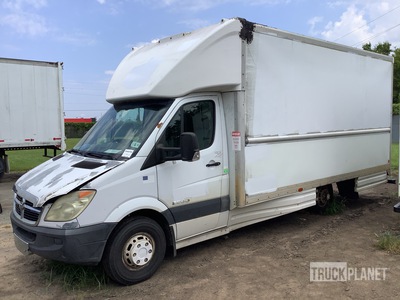 2009 Dodge Sprinter Van 4x2 Van Truck (Inoperable)