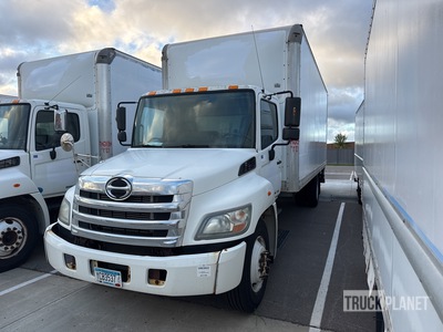 2013 Hino 268 4x2 Van Truck