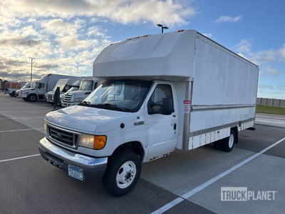 2007 Ford E-350 Van Truck