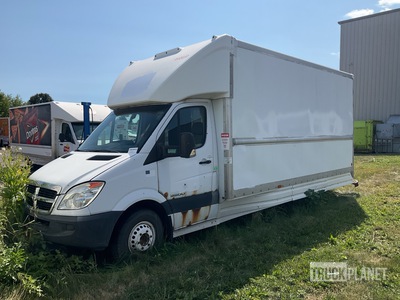 2009 Dodge Sprinter 4x2 Furgoneta de carga (Inoperable)