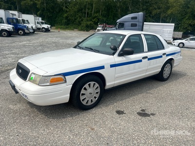 2010 Ford Crown Victoria Automobile