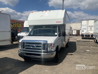 2008 Ford E-350 Cutaway 4x2 Kastenwagen (Inoperable)