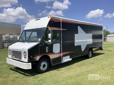 2005 Freightliner MT45 4x2 Step Van