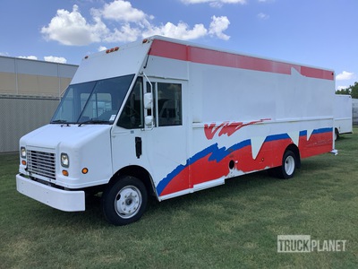 2005 Freightliner MT45 4x2 Step Van