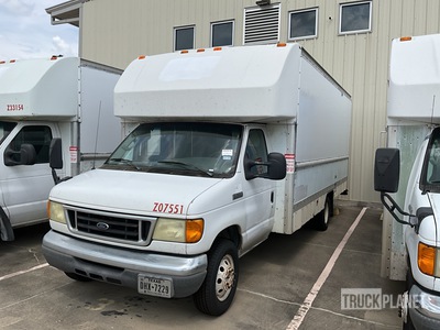 2007 Ford E-350 Cutaway Super Duty 4x2 Step Van