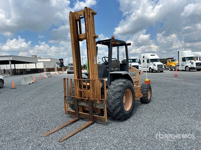 2012 Case 586H 6000 lb 4x4 Rough Terrain Forklift