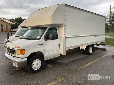 2007 Ford E-350 Cutaway 4x2 Van Truck