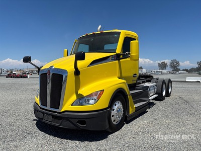 2024 Kenworth T680 T/A Day Cab Truck Tractor