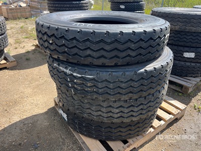 Quantity of (4) Goodyear 11R24.5 Opony (Unused)