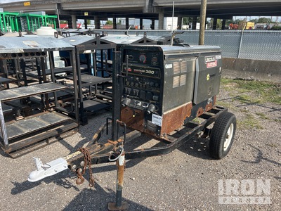 2016 Lincoln Vantage 300 300 A Mobile Multi-Process Engine Driven Welder