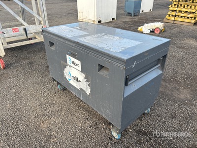 Paramount Industrial Products Tool Box