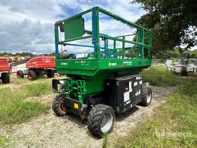 2015 Genie GS-2669 RT 4x4 Dual Fuel Scissor Lift