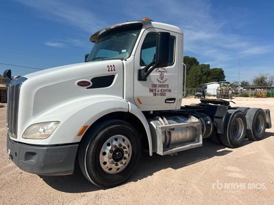 2017 Peterbilt 579 6x4 Day Cab Truck Tractor